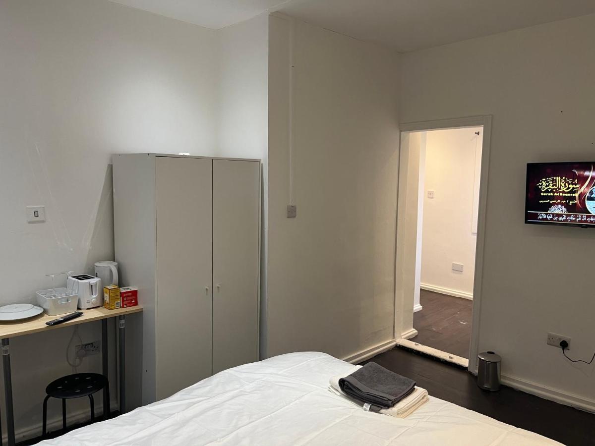 Y2 Guest House Londen Buitenkant foto